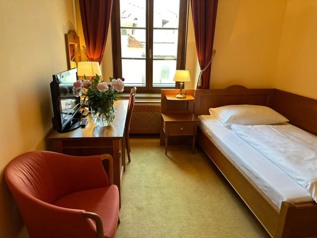 Hotel Slunce - Uherské Hradiště - Pokoje - Jednolůžkový pokoj (2)