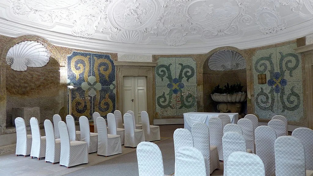Hotel Slunce - Uherské Hradiště - Svatební obřady - Sala terrena na zámku v Buchlovicích-min